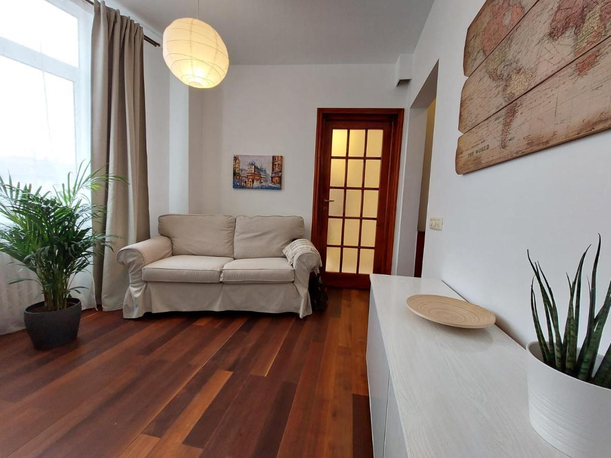 Sweet Dreams Suites Cismigiu Gardens Bukares Bagian luar foto