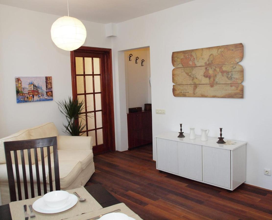Sweet Dreams Suites Cismigiu Gardens Bukares Bagian luar foto