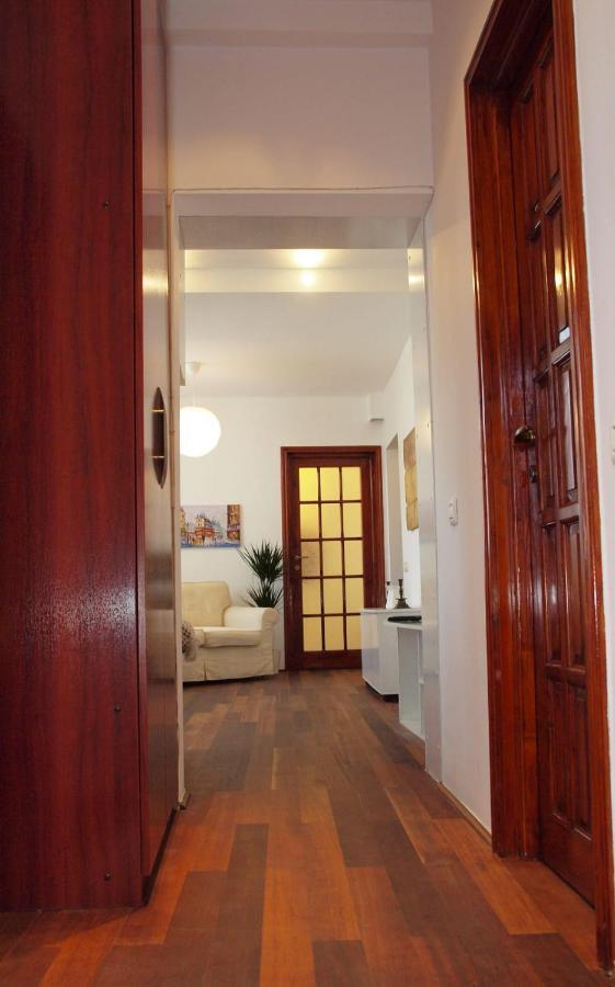Sweet Dreams Suites Cismigiu Gardens Bukares Bagian luar foto